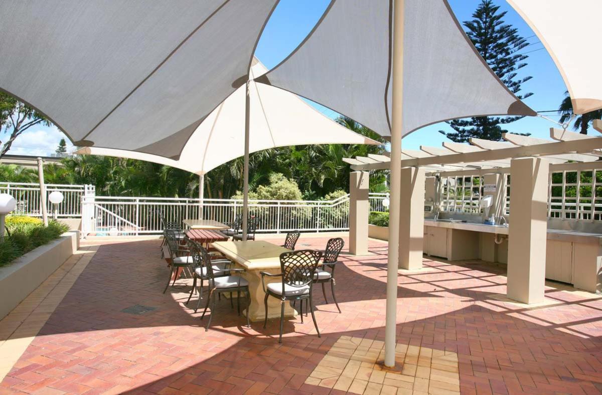 Ocean Sands Resort Gold Coast Exterior foto